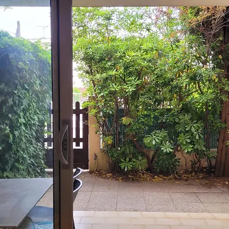 Les Lecques 100m De La Saint-Cyr-sur-Mer